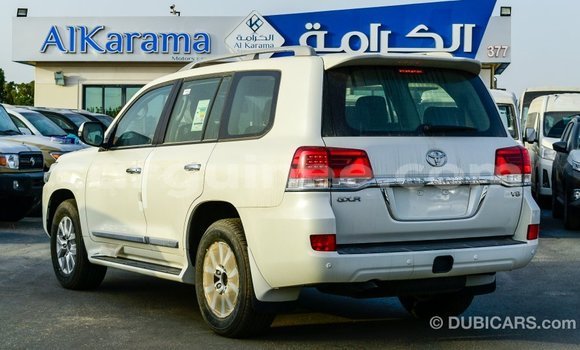 Buy Import Toyota Land Cruiser White Car in Import - Dubai in Conakry Buy Import Toyota Land Cruiser White Car in Import - Dubai in Conakry