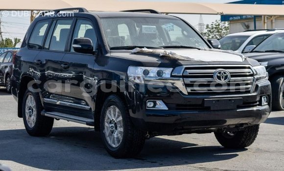 Buy Import Toyota Land Cruiser Black Car in Import - Dubai in Conakry Buy Import Toyota Land Cruiser Black Car in Import - Dubai in Conakry