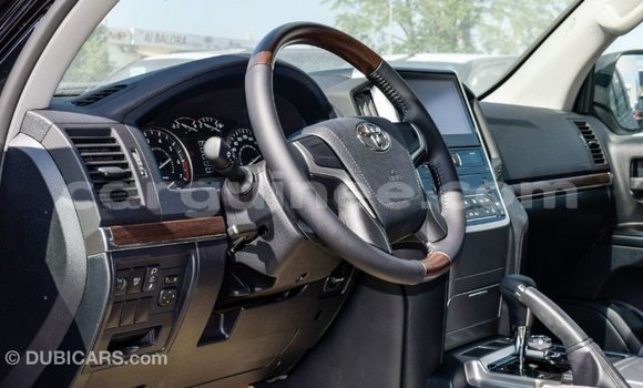 Buy Import Toyota Land Cruiser Black Car in Import - Dubai in Conakry Buy Import Toyota Land Cruiser Black Car in Import - Dubai in Conakry