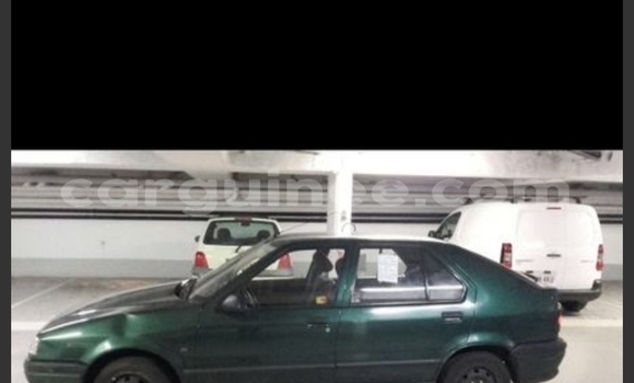 Acheter Occasion Voiture Renault 19 Vert à Conakry, Conakry