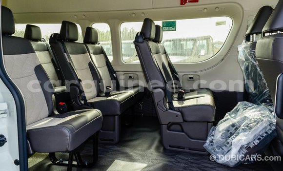 Buy Import Toyota Hiace White Car in Import - Dubai in Conakry Buy Import Toyota Hiace White Car in Import - Dubai in Conakry