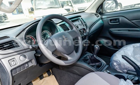 Buy Import Mitsubishi L200 Other Car in Import - Dubai in Conakry Buy Import Mitsubishi L200 Other Car in Import - Dubai in Conakry