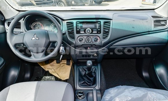 Buy Import Mitsubishi L200 Other Car in Import - Dubai in Conakry Buy Import Mitsubishi L200 Other Car in Import - Dubai in Conakry