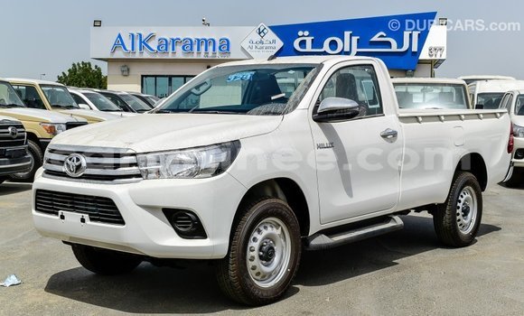 Acheter Import Voiture Toyota Hilux Blanc à Import - Dubai, Conakry Acheter Import Voiture Toyota Hilux Blanc à Import - Dubai, Conakry
