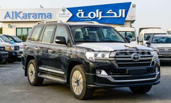 Buy Import Toyota Land Cruiser Black Car in Import - Dubai in Conakry Buy Import Toyota Land Cruiser Black Car in Import - Dubai in Conakry