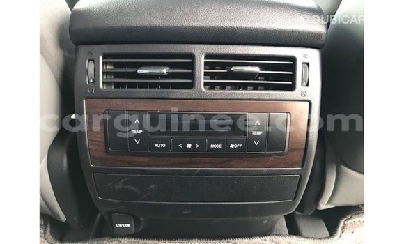 Buy Import Toyota Land Cruiser White Car in Import - Dubai in Conakry Buy Import Toyota Land Cruiser White Car in Import - Dubai in Conakry