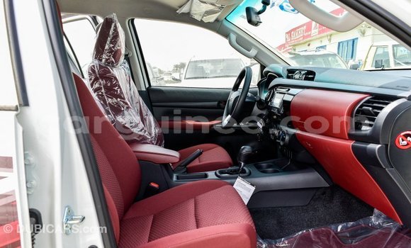 Buy Import Toyota Hilux White Car in Import - Dubai in Conakry Buy Import Toyota Hilux White Car in Import - Dubai in Conakry