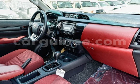 Buy Import Toyota Hilux White Car in Import - Dubai in Conakry Buy Import Toyota Hilux White Car in Import - Dubai in Conakry