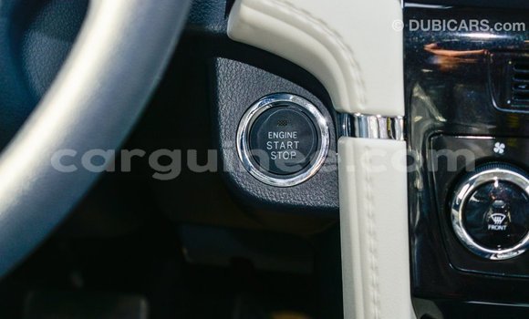 Acheter Import Voiture Toyota Rush Marron à Import - Dubai, Conakry Acheter Import Voiture Toyota Rush Marron à Import - Dubai, Conakry