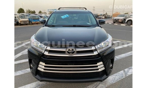 Acheter Import Voiture Toyota Highlander Noir à Import - Dubai, Conakry Acheter Import Voiture Toyota Highlander Noir à Import - Dubai, Conakry