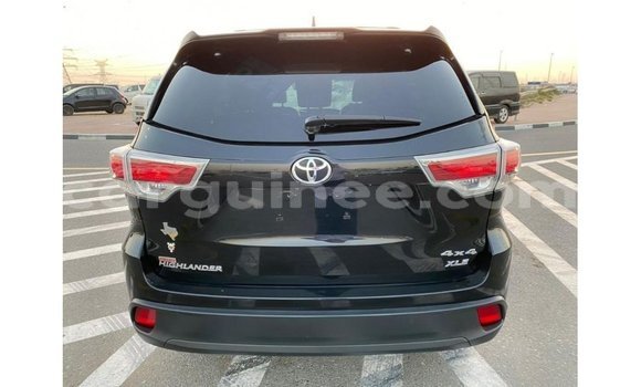 Acheter Import Voiture Toyota Highlander Noir à Import - Dubai, Conakry Acheter Import Voiture Toyota Highlander Noir à Import - Dubai, Conakry