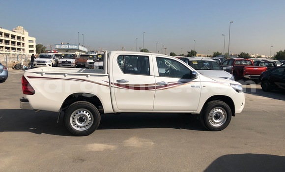 Acheter Import Voiture Toyota Hilux Blanc à Conakry, Conakry Acheter Import Voiture Toyota Hilux Blanc à Conakry, Conakry