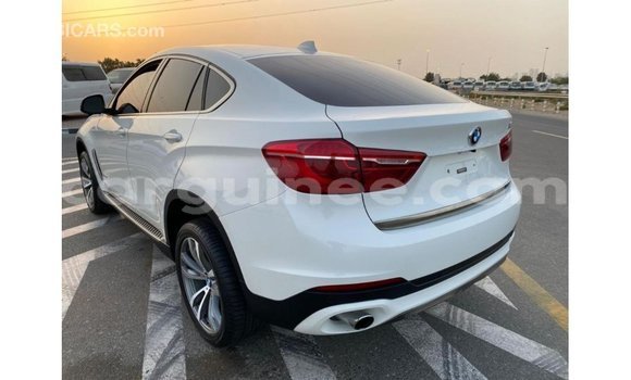 Acheter Import Voiture BMW X6 Blanc à Import - Dubai, Conakry Acheter Import Voiture BMW X6 Blanc à Import - Dubai, Conakry