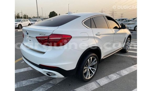 Acheter Import Voiture BMW X6 Blanc à Import - Dubai, Conakry Acheter Import Voiture BMW X6 Blanc à Import - Dubai, Conakry