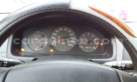 Acheter Occasion Voiture Mazda 323 Gris à Conakry, Conakry Acheter Occasion Voiture Mazda 323 Gris à Conakry, Conakry