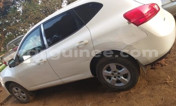 Acheter Occasion Voiture Nissan Rogue Blanc à Conakry, Conakry Acheter Occasion Voiture Nissan Rogue Blanc à Conakry, Conakry