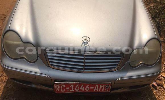 Acheter Occasion Voiture Mercedes-Benz C–Class Gris à Conakry, Conakry Acheter Occasion Voiture Mercedes-Benz C–Class Gris à Conakry, Conakry