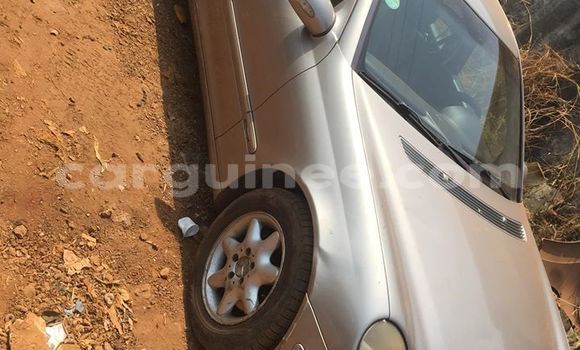 Acheter Occasion Voiture Mercedes-Benz C–Class Gris à Conakry, Conakry Acheter Occasion Voiture Mercedes-Benz C–Class Gris à Conakry, Conakry