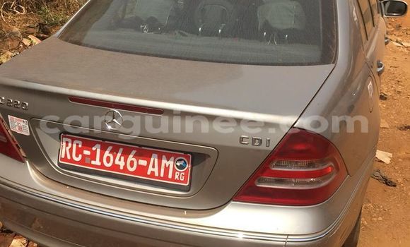 Acheter Occasion Voiture Mercedes-Benz C–Class Gris à Conakry, Conakry Acheter Occasion Voiture Mercedes-Benz C–Class Gris à Conakry, Conakry