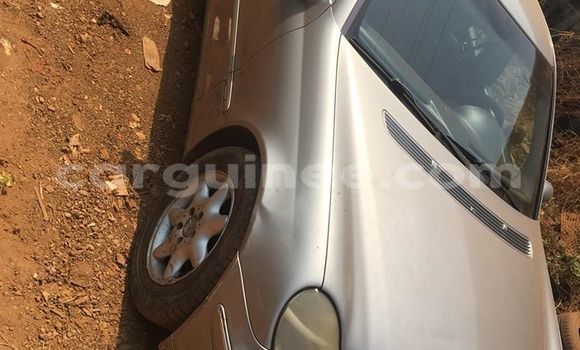 Acheter Occasion Voiture Mercedes-Benz C–Class Gris à Conakry, Conakry Acheter Occasion Voiture Mercedes-Benz C–Class Gris à Conakry, Conakry