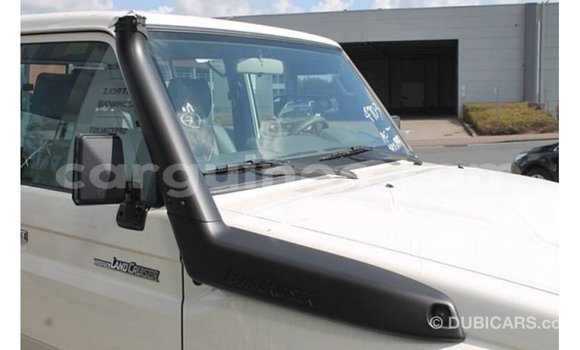 Buy Import Toyota Land Cruiser White Car in Import - Dubai in Conakry Buy Import Toyota Land Cruiser White Car in Import - Dubai in Conakry