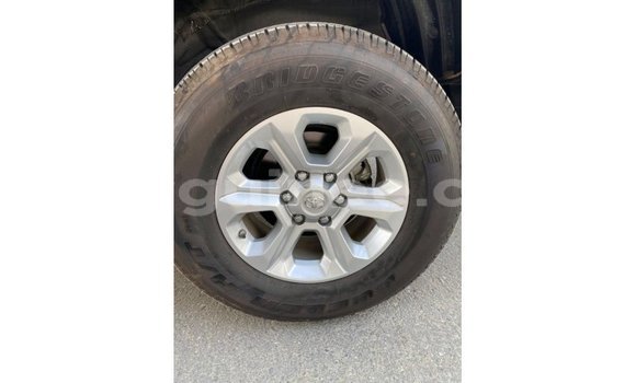 Buy Import Toyota 4Runner White Car in Import - Dubai in Conakry Buy Import Toyota 4Runner White Car in Import - Dubai in Conakry