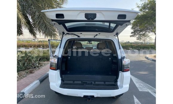 Buy Import Toyota 4Runner White Car in Import - Dubai in Conakry Buy Import Toyota 4Runner White Car in Import - Dubai in Conakry