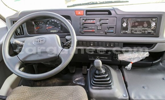 Buy Import Toyota Coaster White Car in Import - Dubai in Conakry Buy Import Toyota Coaster White Car in Import - Dubai in Conakry
