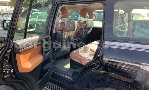 Acheter Import Voiture Toyota Land Cruiser Noir à Conakry, Conakry Acheter Import Voiture Toyota Land Cruiser Noir à Conakry, Conakry