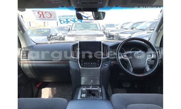 Buy Import Toyota Land Cruiser Black Car in Import - Dubai in Conakry Buy Import Toyota Land Cruiser Black Car in Import - Dubai in Conakry