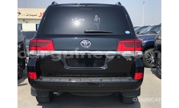 Buy Import Toyota Land Cruiser Black Car in Import - Dubai in Conakry Buy Import Toyota Land Cruiser Black Car in Import - Dubai in Conakry