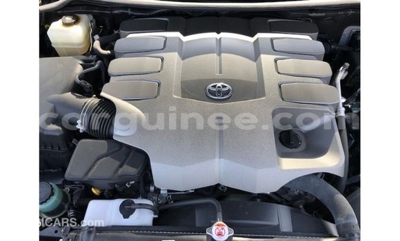 Buy Import Toyota Land Cruiser Black Car in Import - Dubai in Conakry Buy Import Toyota Land Cruiser Black Car in Import - Dubai in Conakry