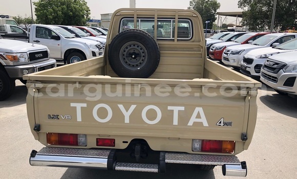 Acheter Import Voiture Toyota Land Cruiser Beige à Conakry, Conakry Acheter Import Voiture Toyota Land Cruiser Beige à Conakry, Conakry