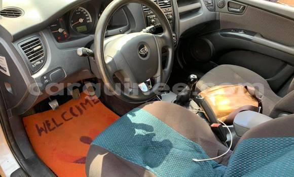 Buy Used Kia Sportage Silver Car in Conakry in Conakry Buy Used Kia Sportage Silver Car in Conakry in Conakry