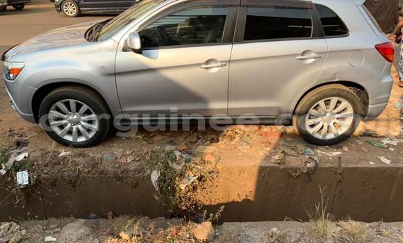 Buy Used Mitsubishi RVR Silver Car in Conakry in Conakry Buy Used Mitsubishi RVR Silver Car in Conakry in Conakry