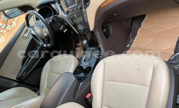 Buy Used Hyundai Santa Fe Black Car in Conakry in Conakry Buy Used Hyundai Santa Fe Black Car in Conakry in Conakry
