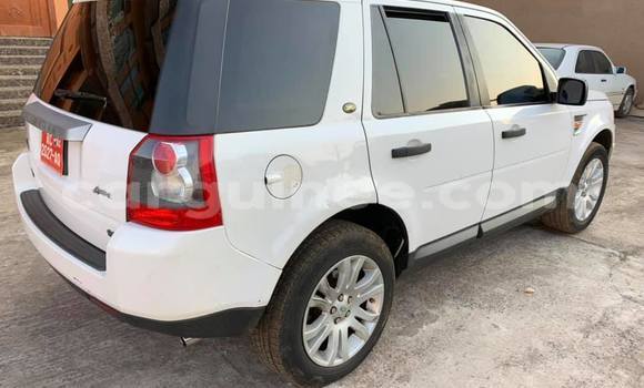 Buy Used Land Rover Range Rover White Car in Conakry in Conakry Buy Used Land Rover Range Rover White Car in Conakry in Conakry