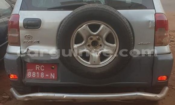 Acheter Occasion Voiture Toyota RAV4 Gris à Conakry, Conakry Acheter Occasion Voiture Toyota RAV4 Gris à Conakry, Conakry