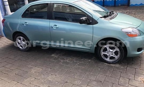 Acheter Occasion Voiture Toyota Yaris Vert à Conakry, Conakry Acheter Occasion Voiture Toyota Yaris Vert à Conakry, Conakry