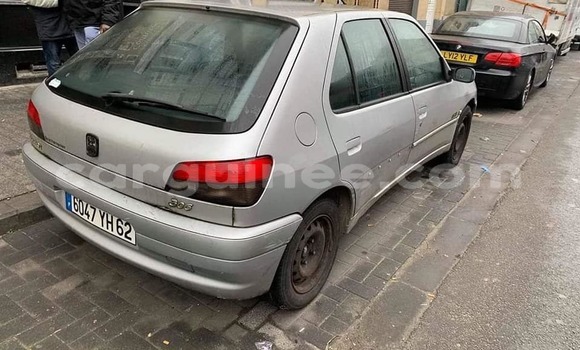 Acheter Occasion Voiture Peugeot 306 Gris à Conakry, Conakry Acheter Occasion Voiture Peugeot 306 Gris à Conakry, Conakry