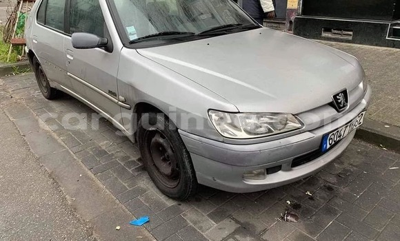 Acheter Occasion Voiture Peugeot 306 Gris à Conakry, Conakry Acheter Occasion Voiture Peugeot 306 Gris à Conakry, Conakry