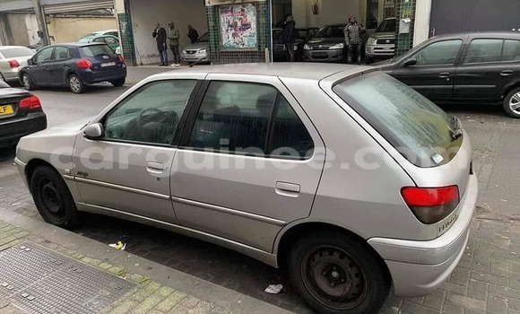 Acheter Occasion Voiture Peugeot 306 Gris à Conakry, Conakry Acheter Occasion Voiture Peugeot 306 Gris à Conakry, Conakry