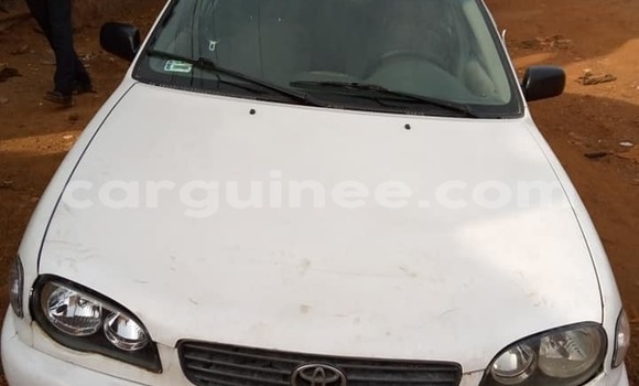 Acheter Occasion Voiture Toyota Corolla Blanc à Conakry, Conakry Acheter Occasion Voiture Toyota Corolla Blanc à Conakry, Conakry