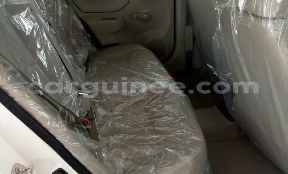Buy New Nissan Sunny White Car in Conakry in Conakry Buy New Nissan Sunny White Car in Conakry in Conakry