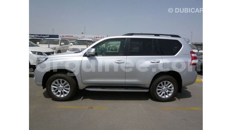 Big with watermark toyota prado conakry import dubai 5427