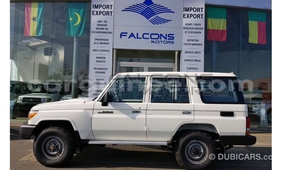 Buy Import Toyota Land Cruiser White Car in Import - Dubai in Conakry Buy Import Toyota Land Cruiser White Car in Import - Dubai in Conakry