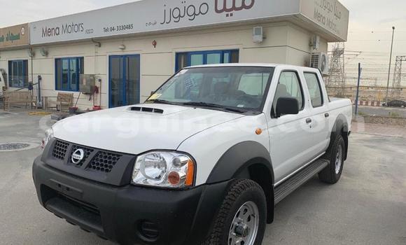 Buy New Nissan Pickup White Car in Conakry in Conakry Buy New Nissan Pickup White Car in Conakry in Conakry