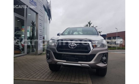 Buy Import Toyota Hilux Other Car in Import - Dubai in Conakry Buy Import Toyota Hilux Other Car in Import - Dubai in Conakry
