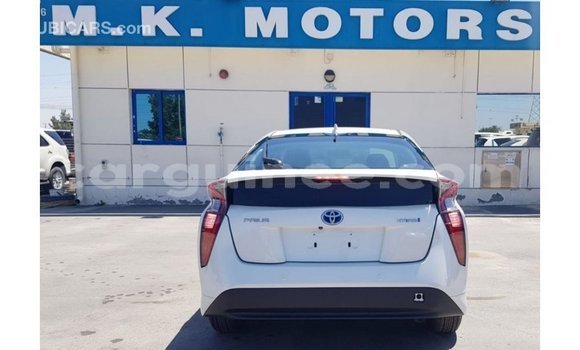 Buy Import Toyota Prius White Car in Import - Dubai in Conakry Buy Import Toyota Prius White Car in Import - Dubai in Conakry