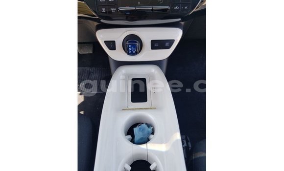 Buy Import Toyota Prius White Car in Import - Dubai in Conakry Buy Import Toyota Prius White Car in Import - Dubai in Conakry